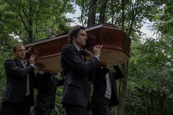 transport cosciug la cimitir